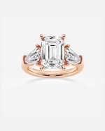 Load image into Gallery viewer, Viraire Emerald Halo Ring