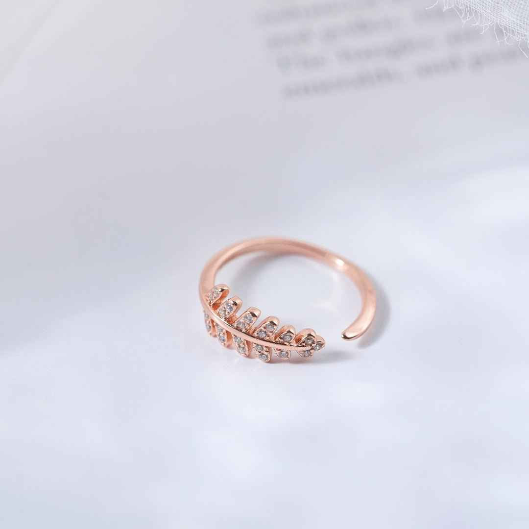 Rose Gold Silver Lucky Leaf Diamond Ring