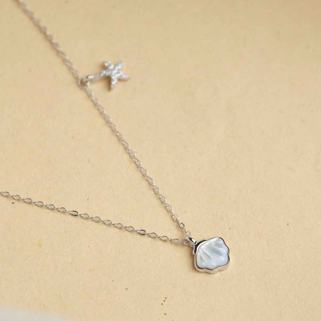 Seabreeze Charm Mother of Pearl Silver Necklace
