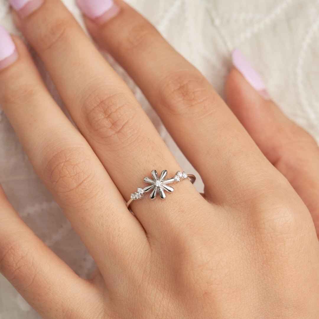 Silver Flower Diamond Ring