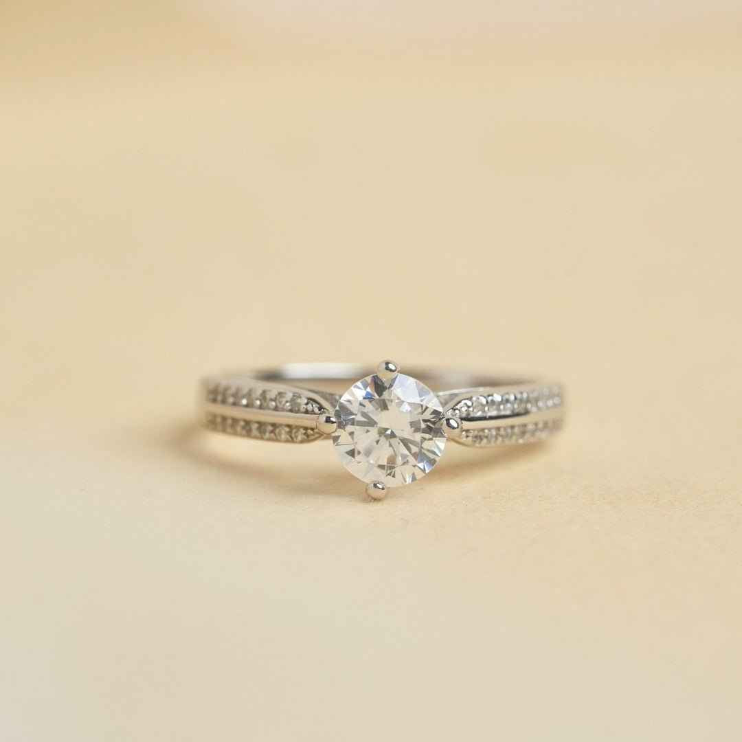 Solitaire Silver Ring
