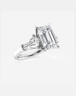 Load image into Gallery viewer, Viraire Emerald Halo Ring
