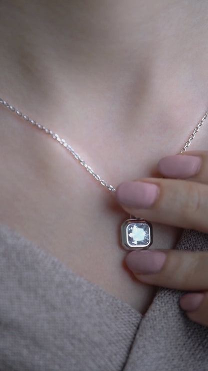 Timeless Cube Silver Necklace