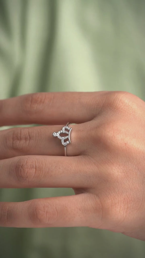 
            
                Load and play video in Gallery viewer, Silver Tiara Diamond Ring
            
        