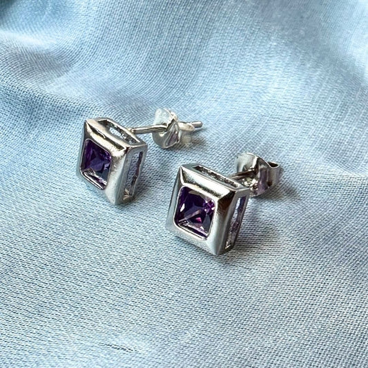 Alice Purple Stone Silver Earring