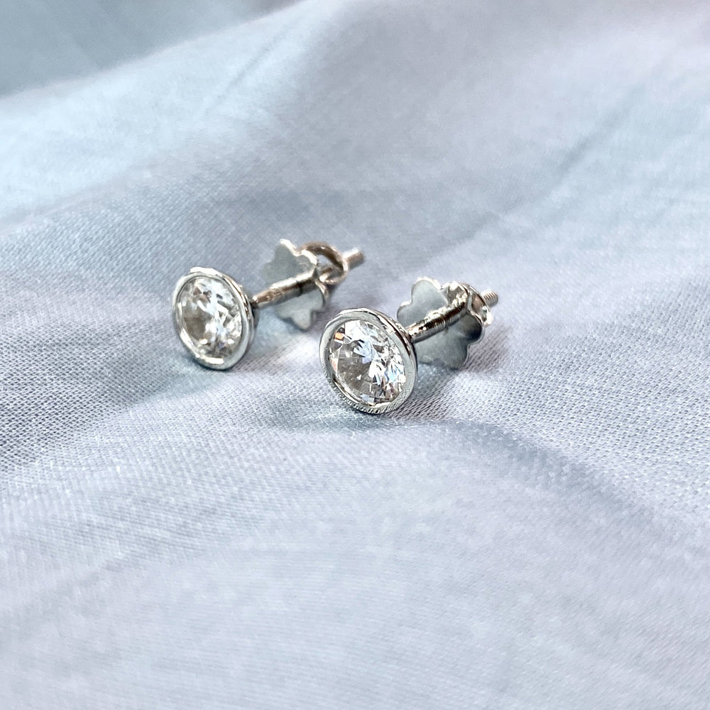 Bezel Studs Silver Earrings for women - 925 Silver Jewellery - Shinewine