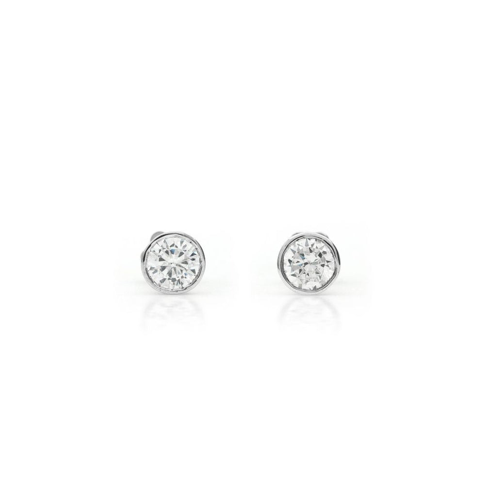 Bezel Studs Silver Earrings - Shinewine.co