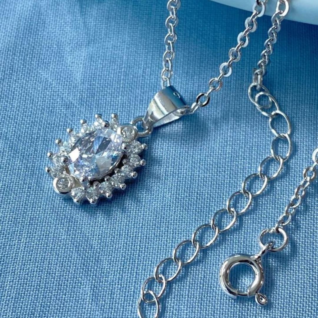 Classic Oval Solitaire Silver Diamond Necklace - Shinewine.co