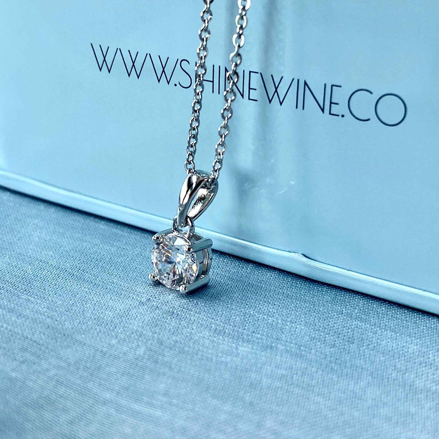Premium Solitaire Silver Necklace