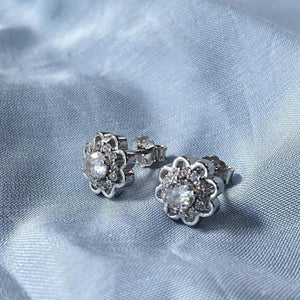 Sunflower Diamond Silver Earrings - Shinewine.co